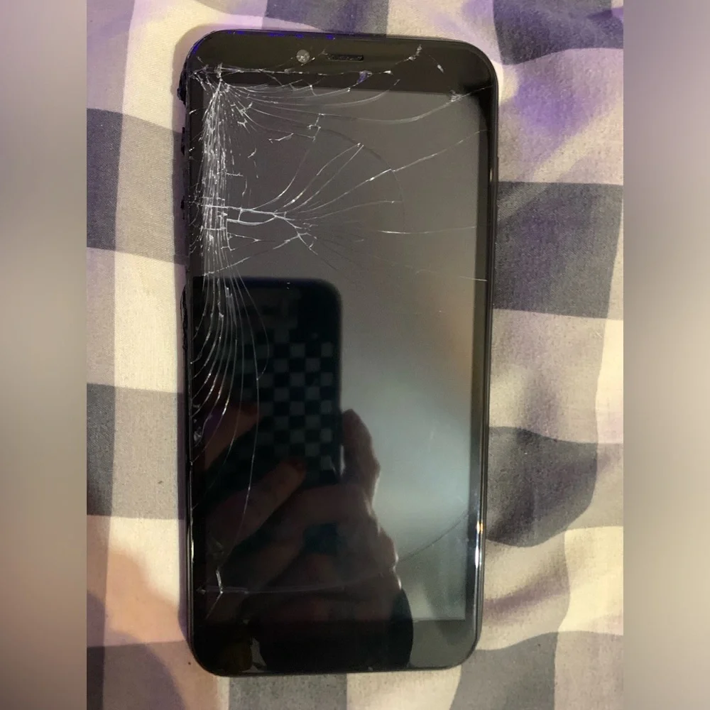 BLU Studio MAX (BROKEN)